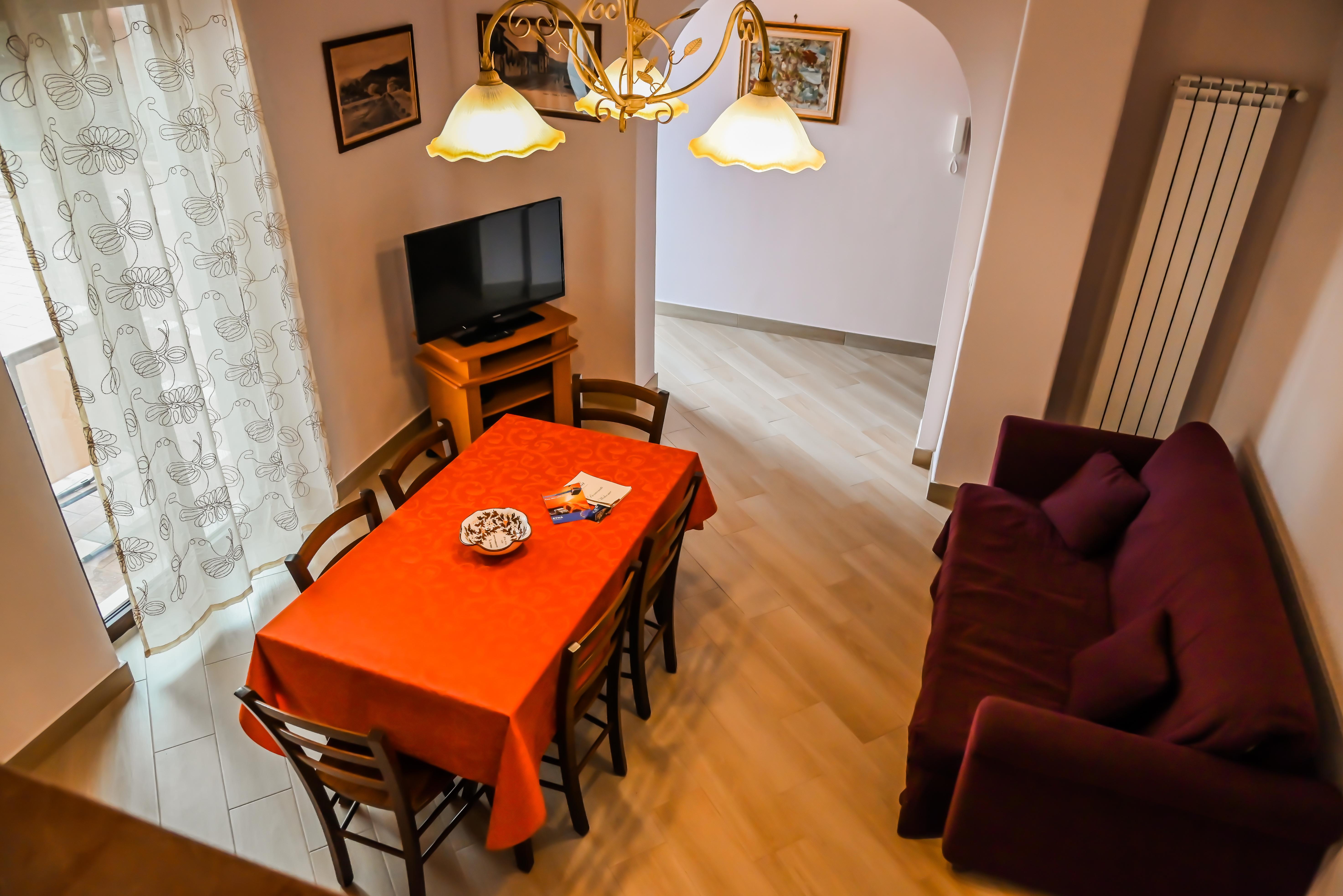Etna Dimora Dei Saponari Villa เตรคาสตาญิ ภายนอก รูปภาพ