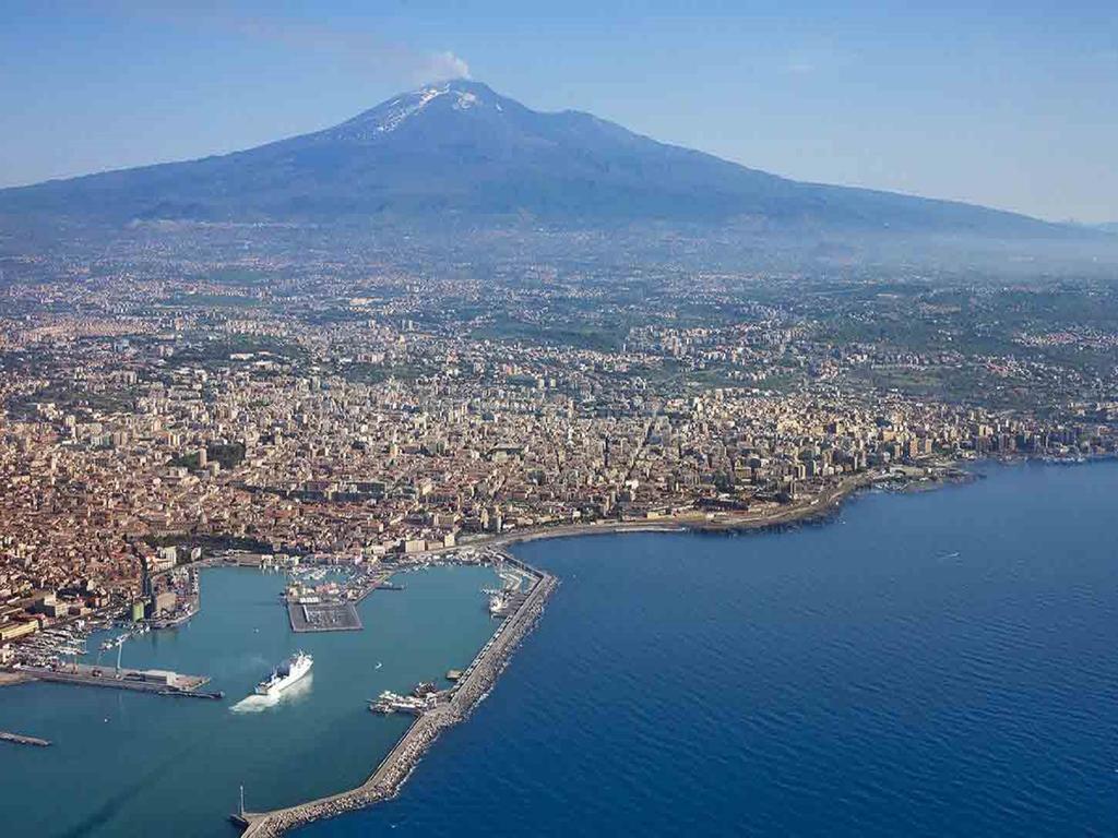 Etna Dimora Dei Saponari Villa เตรคาสตาญิ ภายนอก รูปภาพ