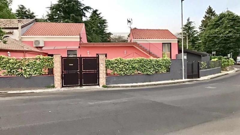 Etna Dimora Dei Saponari Villa เตรคาสตาญิ ภายนอก รูปภาพ